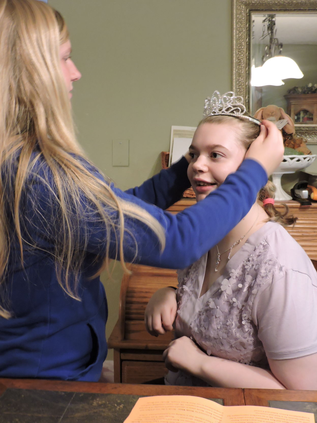 Rainier Woman Gets New Family Fit for Queen